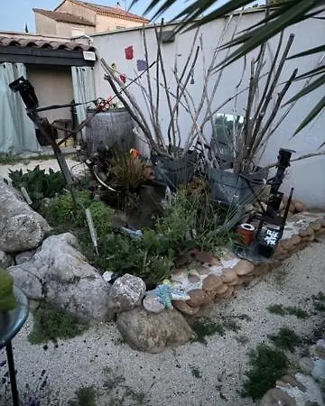 Adorable Avec Piscine *