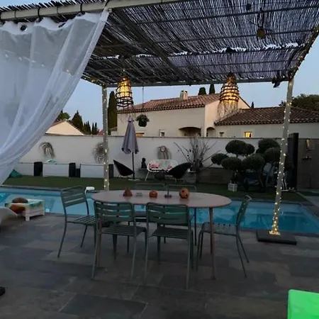 Adorable Avec Piscine Appartement *