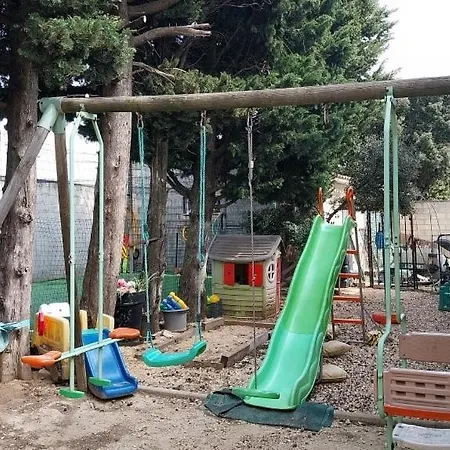 Adorable Avec Piscine